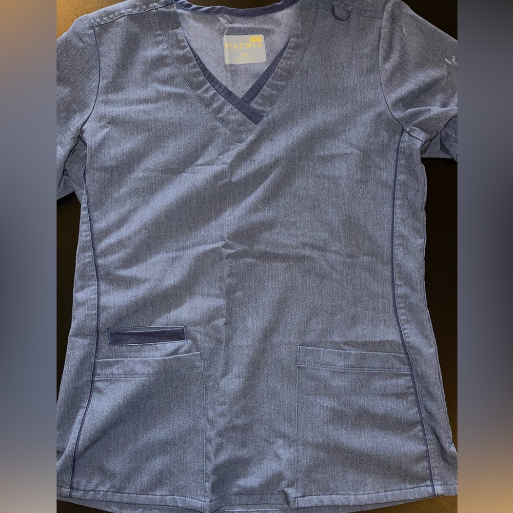 Maevn Matrix Scrub Set- Small